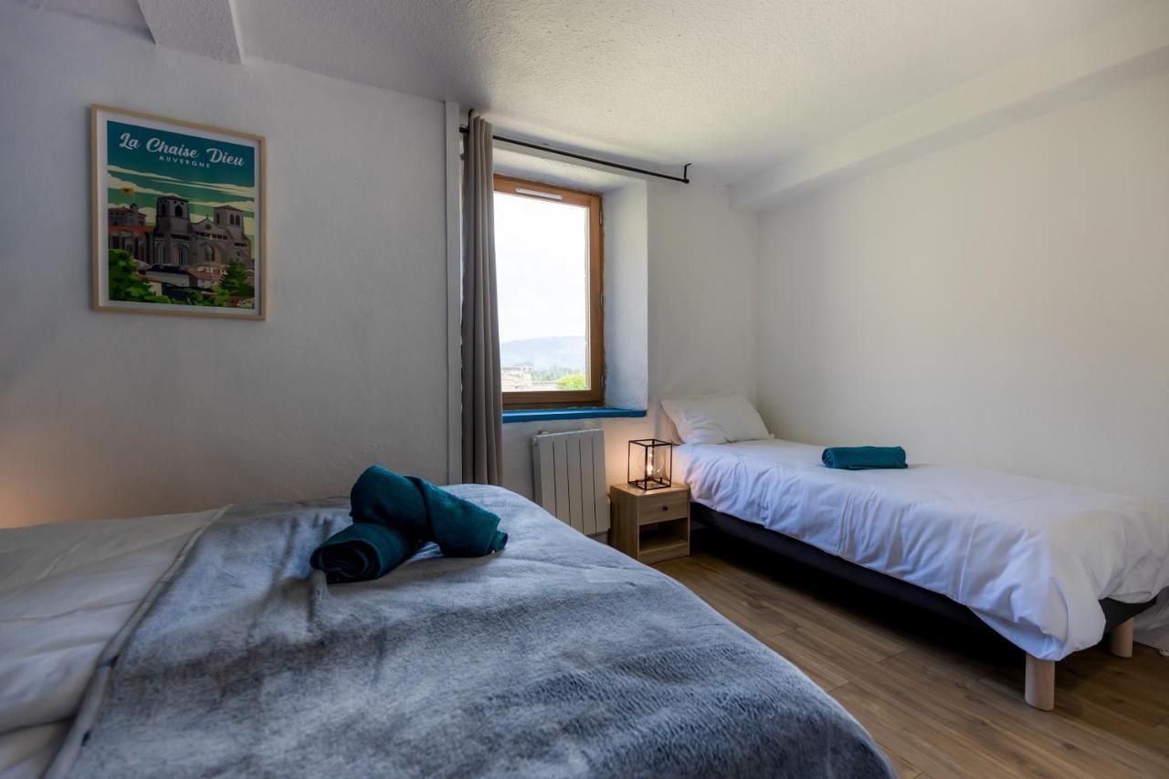 Domaine Du Coq En Pat Bed & Breakfast Augerolles Ngoại thất bức ảnh