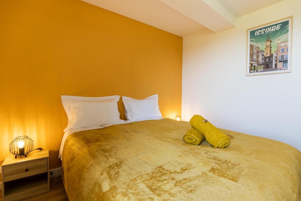 Domaine Du Coq En Pat Bed & Breakfast Augerolles Ngoại thất bức ảnh